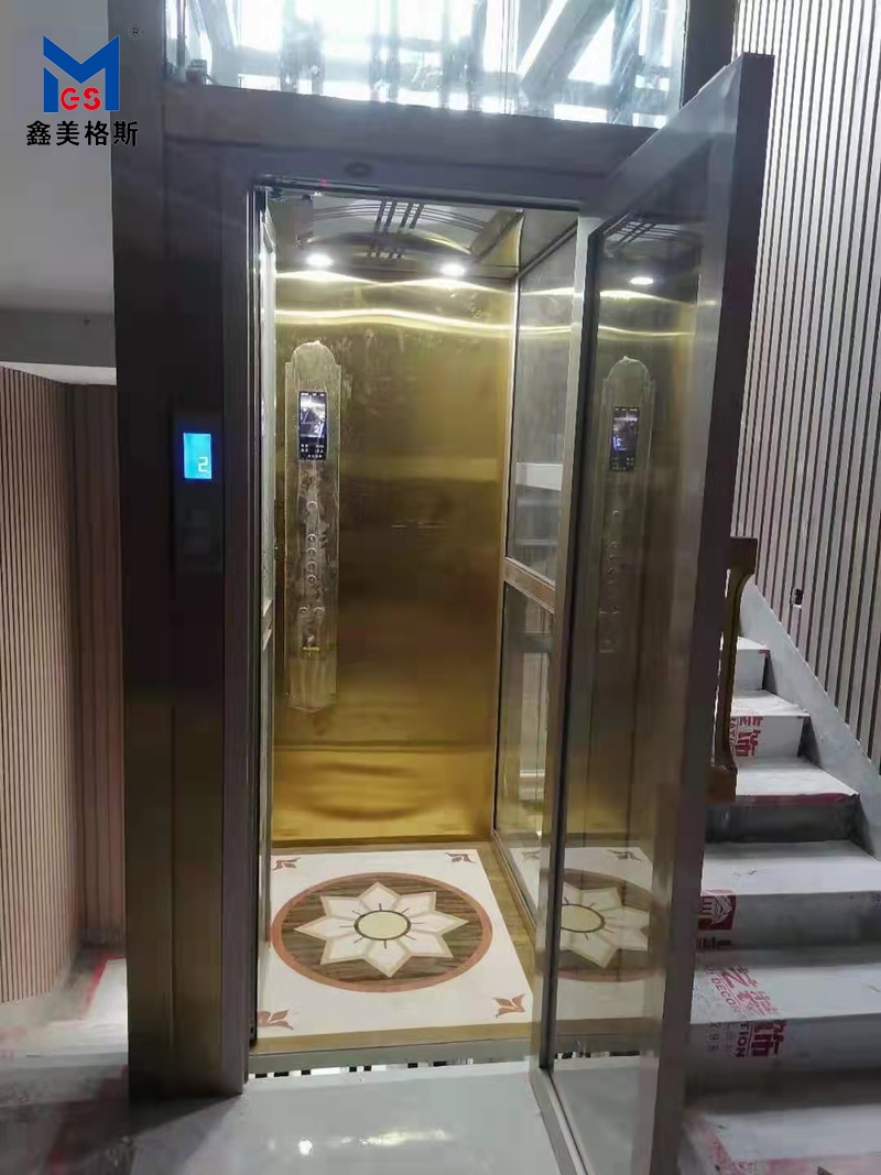 曳引家用电梯